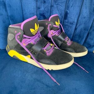 Adidas Kanye Glo High Tops Men’s 8 1/2